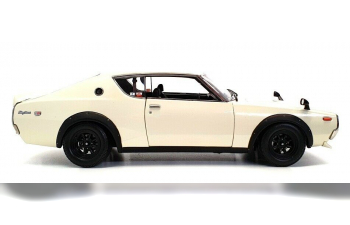 NISSAN Skyline 2000 GT-R (KPGC110) white