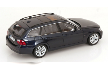 BMW 330i Touring (2005), dark blue-metallic