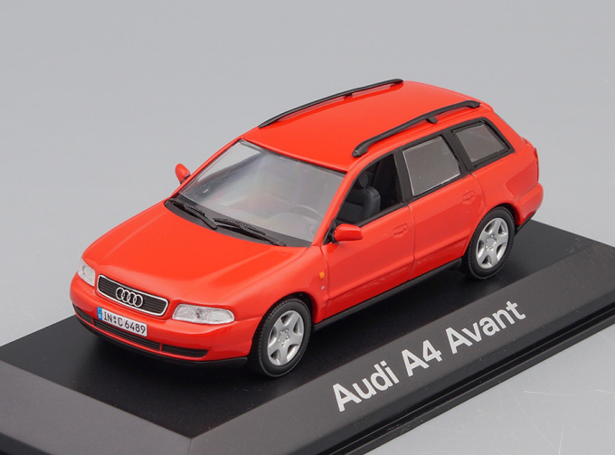 AUDI A4 Avant, red