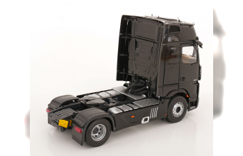 MERCEDES-BENZ Actros L Gigaspace 4x4, black