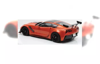 CHEVROLET Corvette ZR1 (2019), orange/black