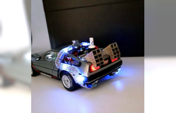 DeLOREAN DMC-12 Time Machine, Back to the Future Ultimate Edition