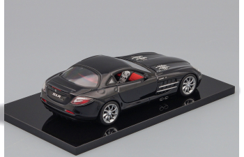 MERCEDES-BENZ SLR McLaren, black