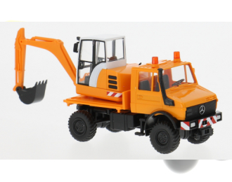 MERCEDES-BENZ Unimog с экскаватором (1975), оранжевый