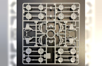 Сборная модель Герои Победы. Американский средний танк М4А2 (76) W «Шерман»