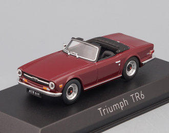 TRIUMPH TR6 1970, damson red