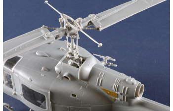 Сборная модель UH-1B Huey - Gunship