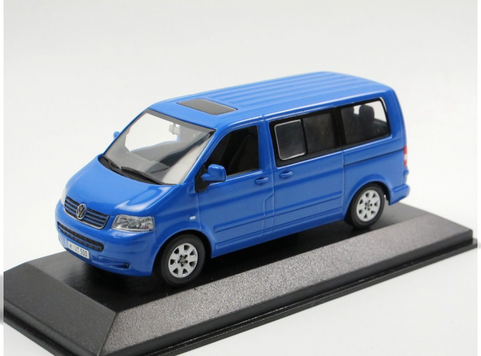 VOLKSWAGEN T5 Multivan (2003), blue