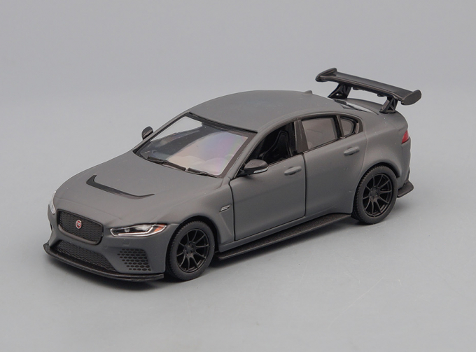 JAGUAR XE SV Project 8, matte grey