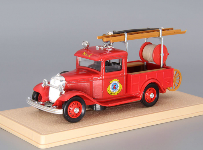 FORD V8 Serviсe Pompiers Washington (1934), red