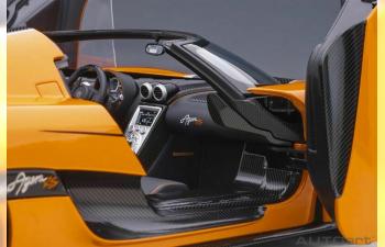 Koenigsegg Agera RS (orange / black accents)