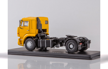 Камский грузовик 5460 седельный тягач, желтый