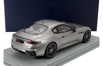 MASERATI Granturismo Trofeo (2023) - Con Vetrina - With Showcase, Grigio Maratea - Matt Grey