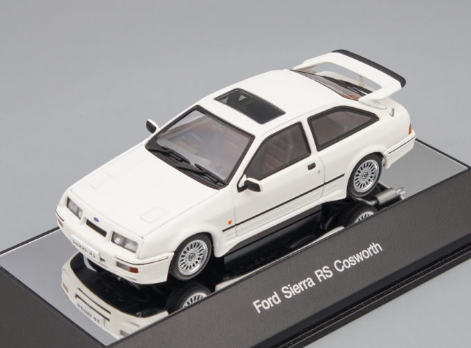 FORD Sierra RS Cosworth, white