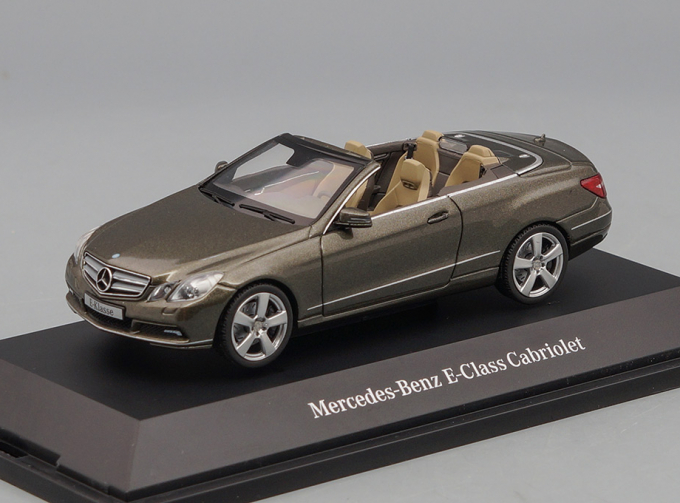 MERCEDES-BENZ E-Klasse Cabrio (A207) stannitgrau-met.