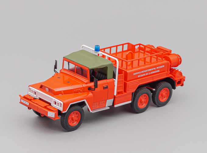 Acmat TPK 6.35 6x6 FFL Fire Tank type "LOURD", red