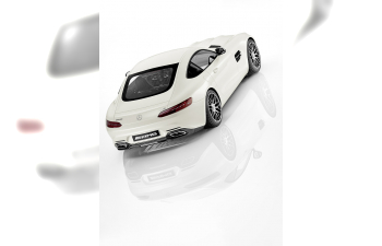 MERCEDES-BENZ AMG GT S С190 (2015), designo white diamond bright