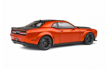 DODGE Challenger SRT (orange)