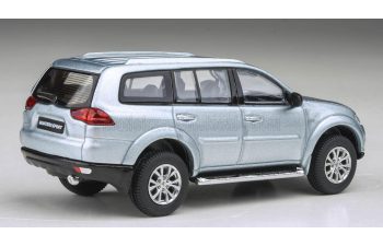 MITSUBISHI Pajero Sport LHD (2014), silver
