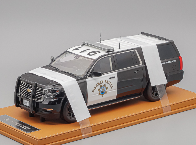 CHEVROLET Suburban Highway Patrol (2015), black / white