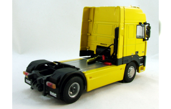 DAF XF 95 Super Space Cab Single truck, yellow