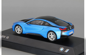 BMW i8, blue / black