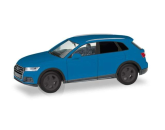 AUDI Q5, blue
