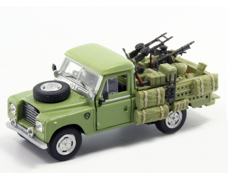 LAND ROVER Series III 109 Military с вооружением, green