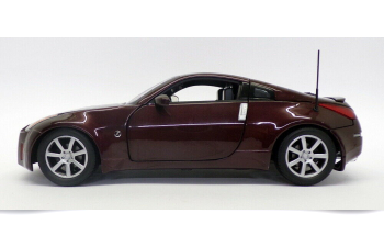 Nissan 350Z Coupe 2003 бордовый металлик