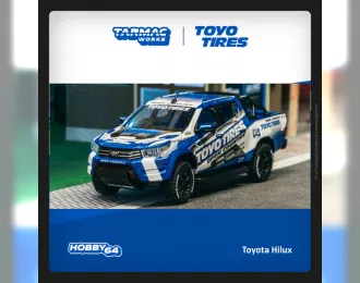 TOYOTA Hilux Toyo Tires 