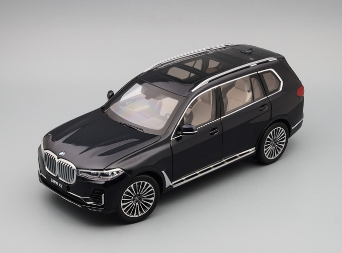 BMW X7 carbon black