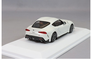 TOYOTA Supra RZ *Matte White Edition* (2022), matte avalanche white metallic 