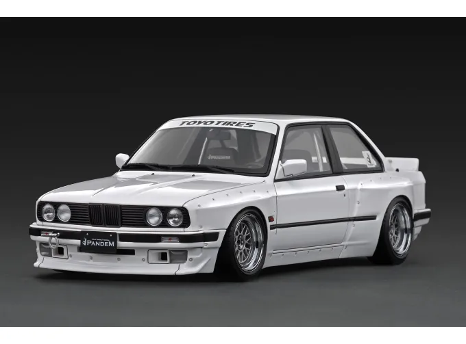 BMW PANDEM 30, white