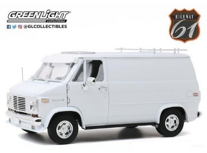 CHEVROLET G-Series Van (1976), White