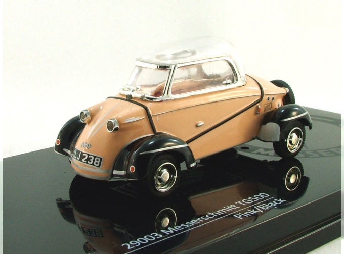 MESSERSCHMITT TG500, pink black