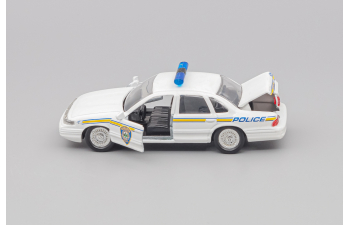 FORD Crown Victoria Augusta Police, white