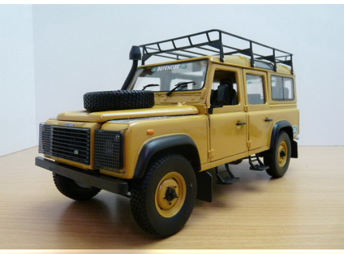 LAND ROVER Defender 110 Station Wagon 4x4 Expedition Version 1995