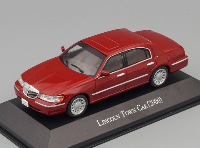 LINCOLN Town Car 2000, red