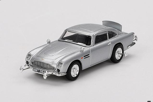 ASTON MARTIN DB5 “Goldfinger” (French Poster), silver