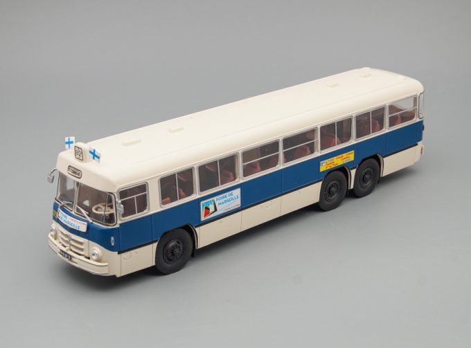 BERLIET PBR10 "Foire de Marseille" (1954), white / blue