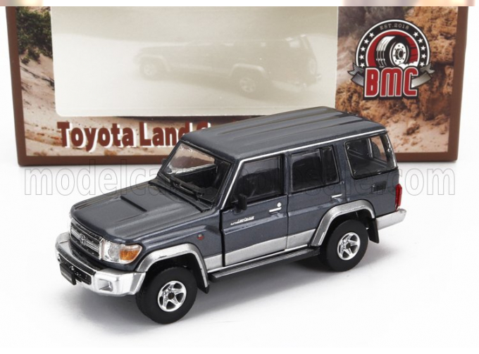 TOYOTA Land Cruiser Lc76 (2014), Grey Silver