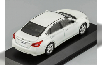 NISSAN Teana (L33), white