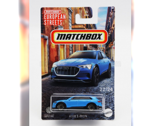 AUDI E-tron (2022), blue