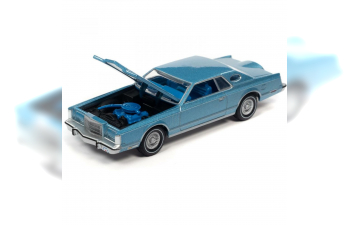 LINCOLN Continental Coupe Mark V (1977), blue