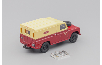 LAND ROVER LWB Series 2 British Railways, cream / dark red