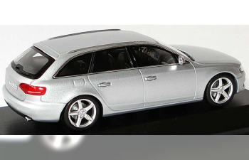 AUDI A4 Avant (B8), silver