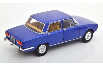 ALFA ROMEO 2000 Berlina (1971), blau metallic