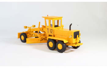 ДЗ-143 автогрейдер, желтый