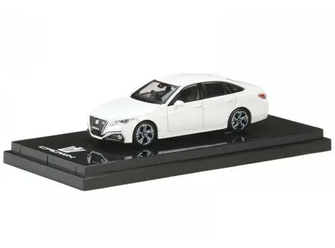 TOYOTA Crown 2.0 rs limited, white pearl crystal cs