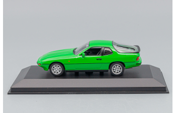 PORSCHE 924 (1976), green